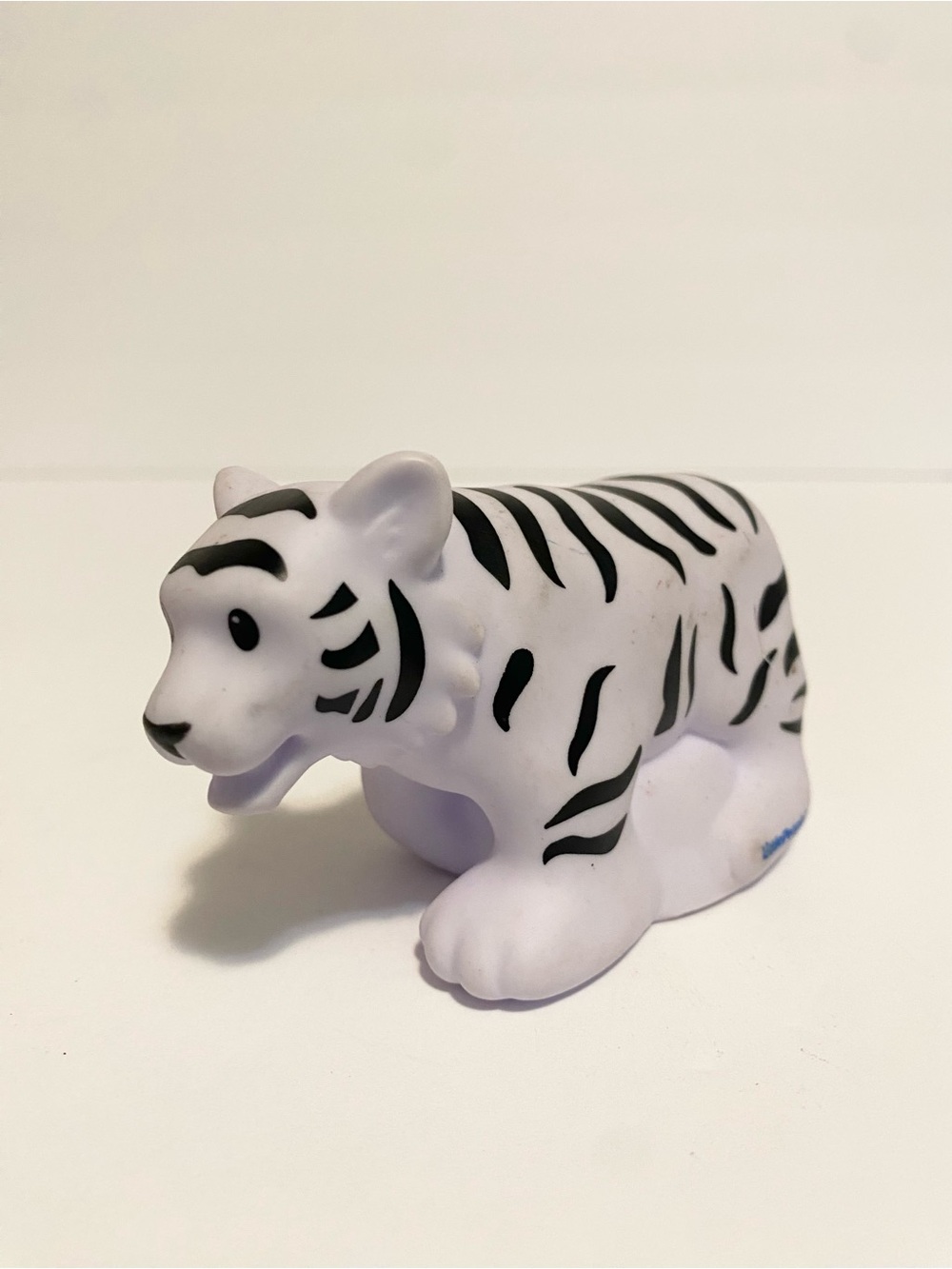 Little People White Tiger Zoo Safari Circus Animal Figure Fisher Price 4/$20 🛑